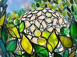 Détail Pilly Wiggin #2 crédit Musée du Vitrail - Agrandir l'image (fenêtre modale)