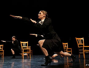 Spectacle de danse - Crédit JF Quais - Agrandir l'image (fenêtre modale)